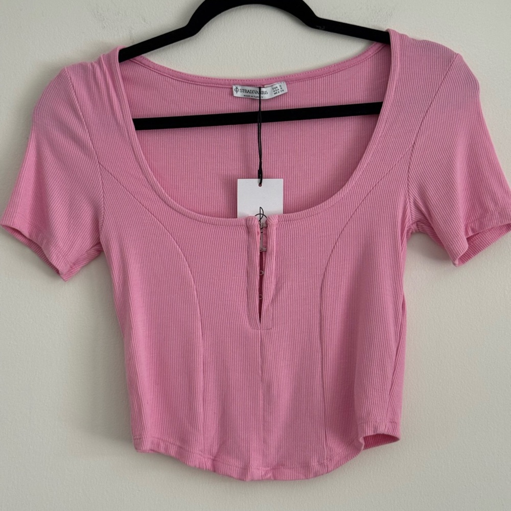 🩷 Stradivarius Bubble Gum Pink Crop Top – Size S – NWT 🩷